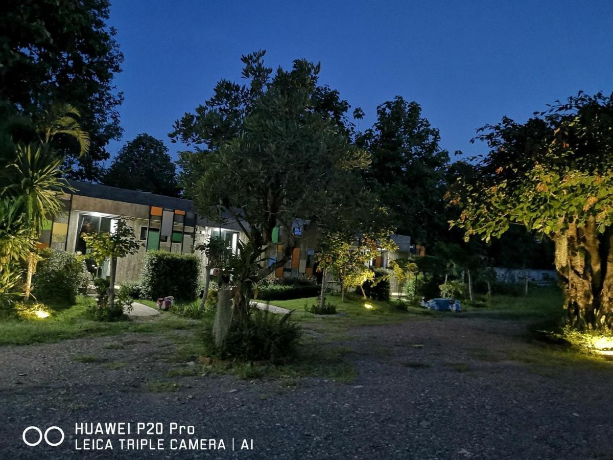 Br2 House Resort Phayao Exterior photo